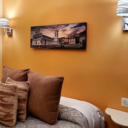 Hotel Residenza Fillanfi Lucca Habitación foto