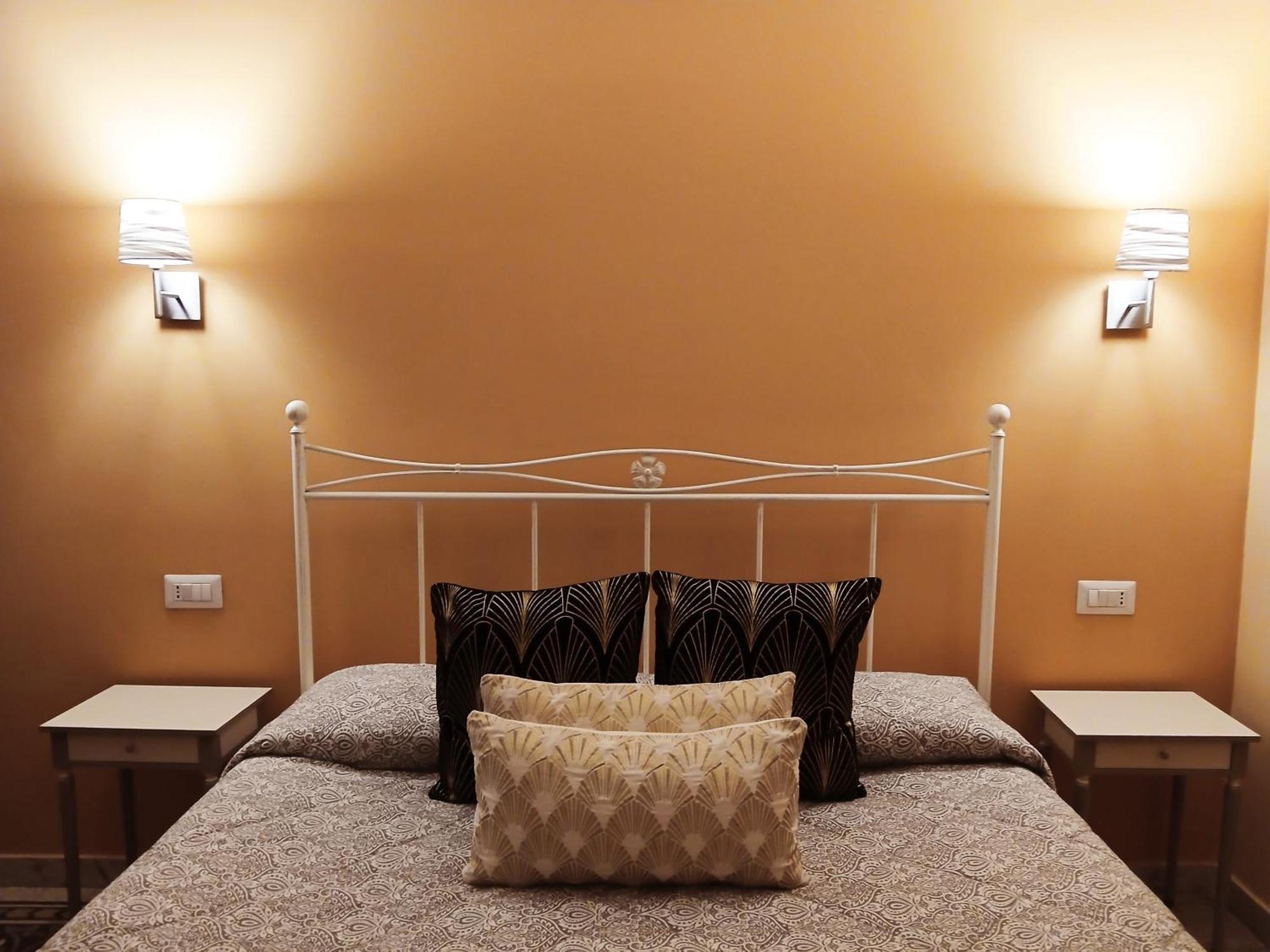 Hotel Residenza Fillanfi Lucca Habitación foto