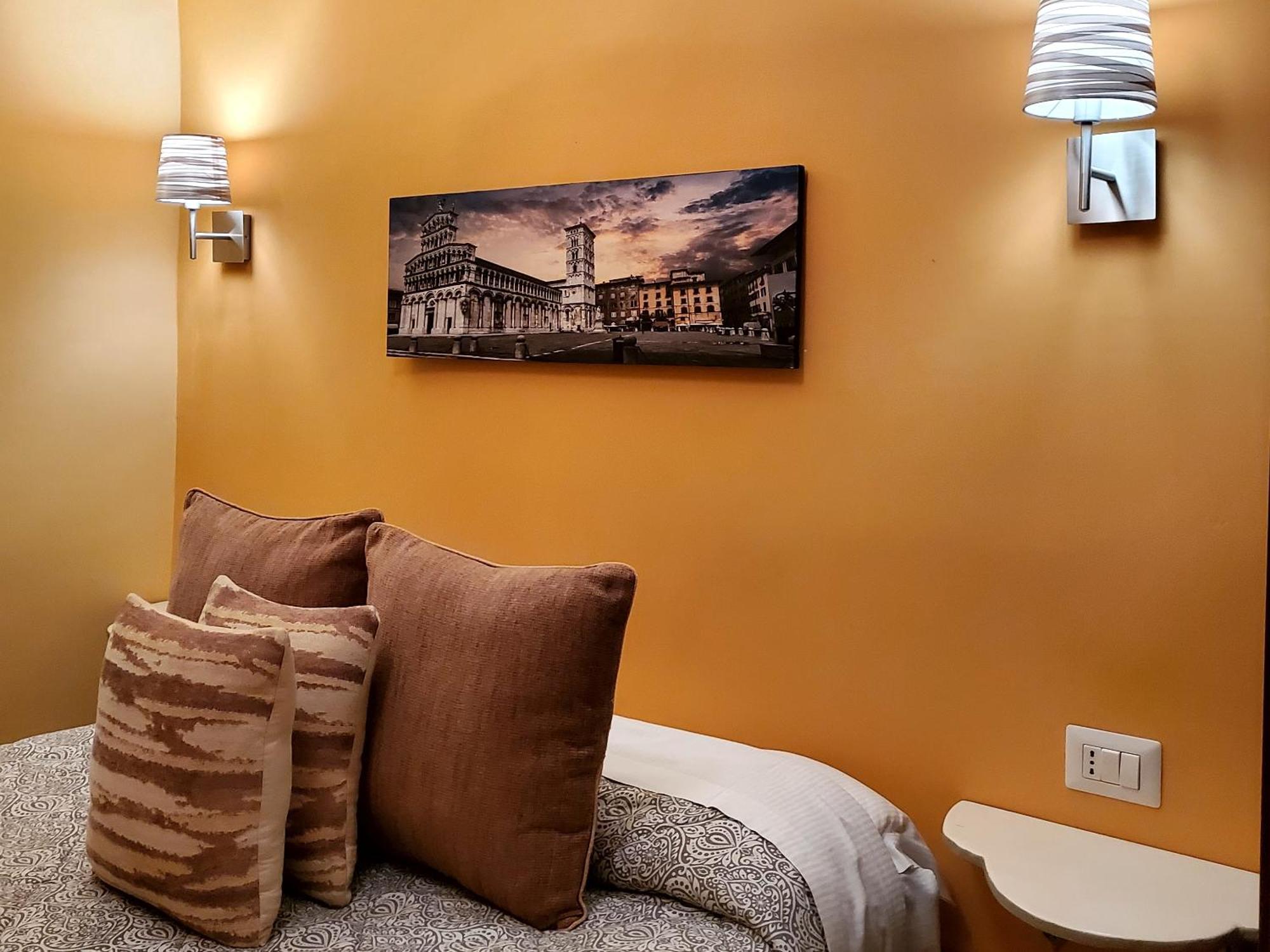 Hotel Residenza Fillanfi Lucca Habitación foto